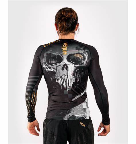 Skull Long Sleeve Rashguard-Black/Gold
